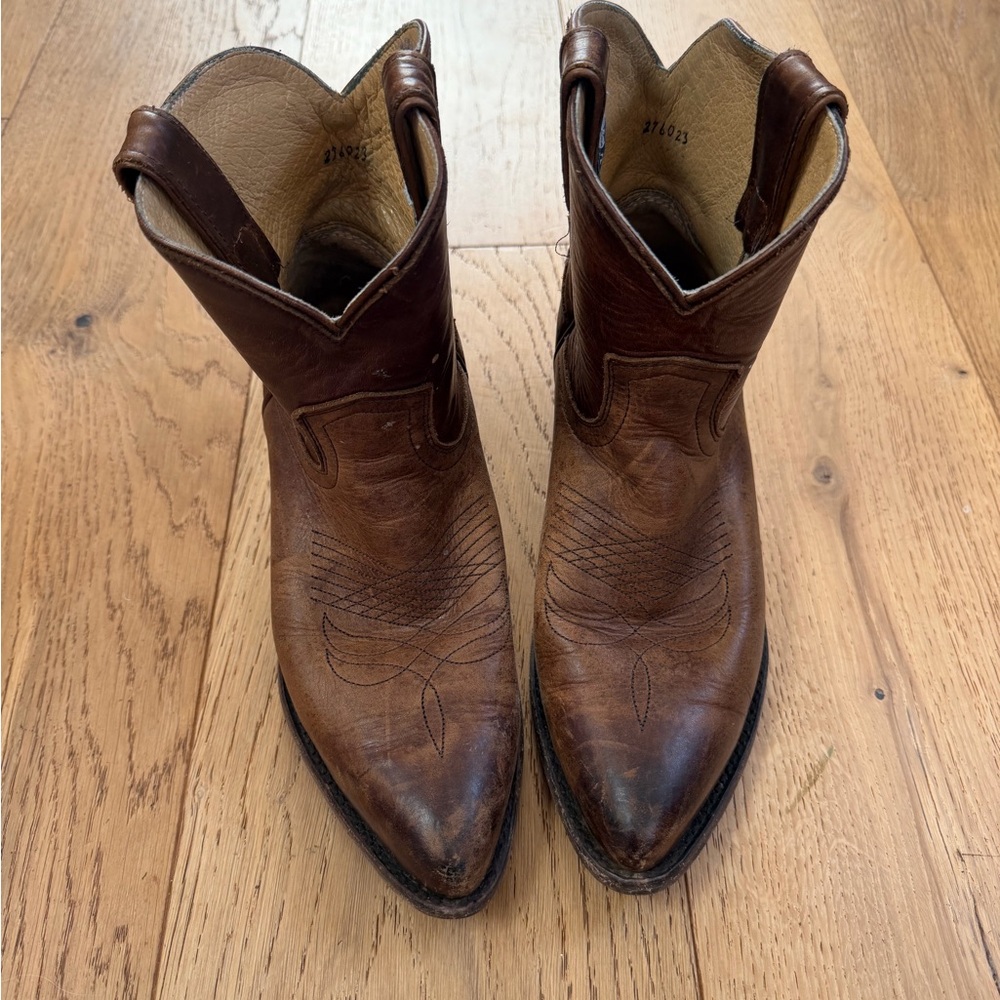 Frye Billy Cowboy Booties